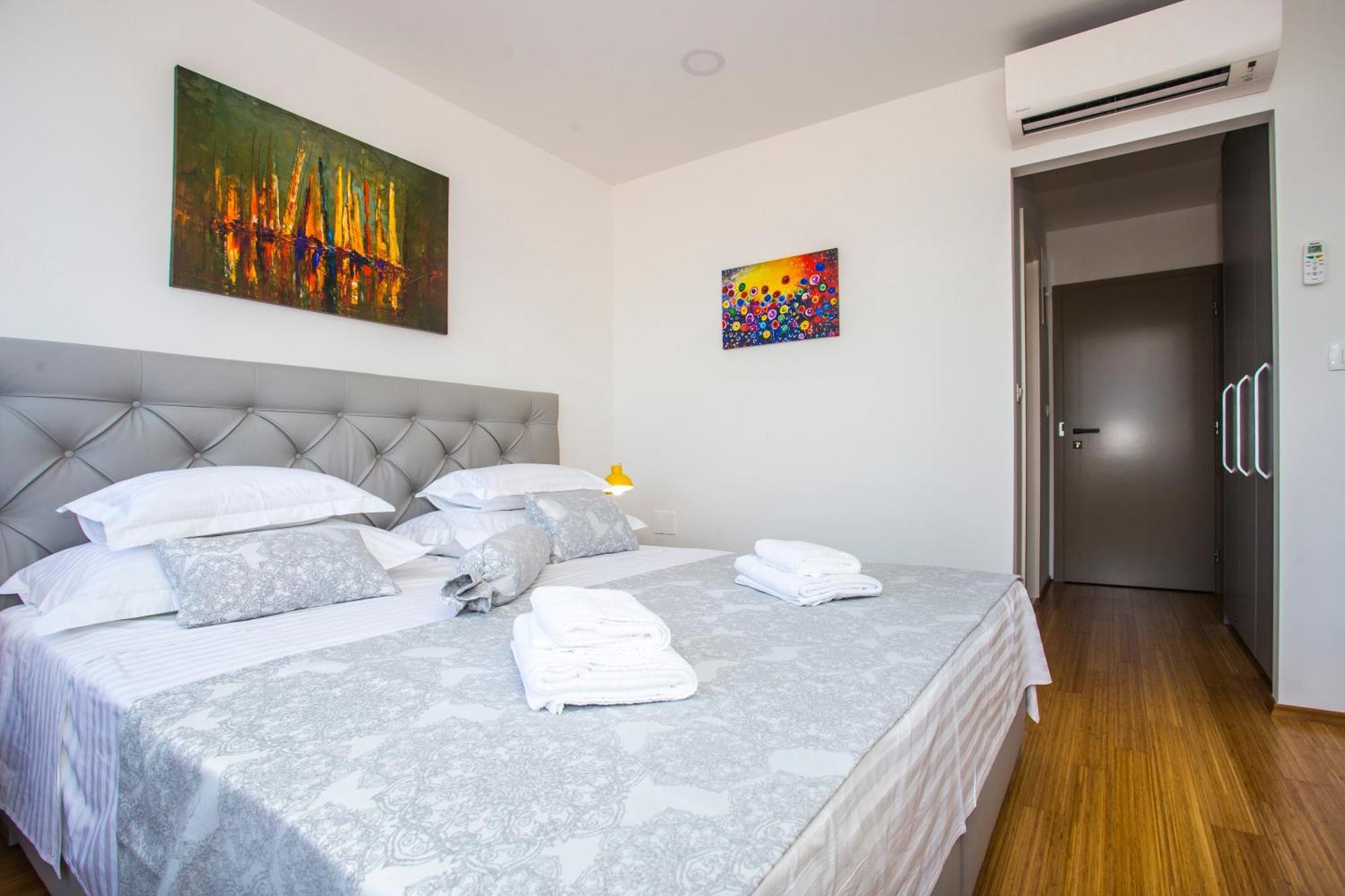 Royal Suites-Sky Сплит Номер фото