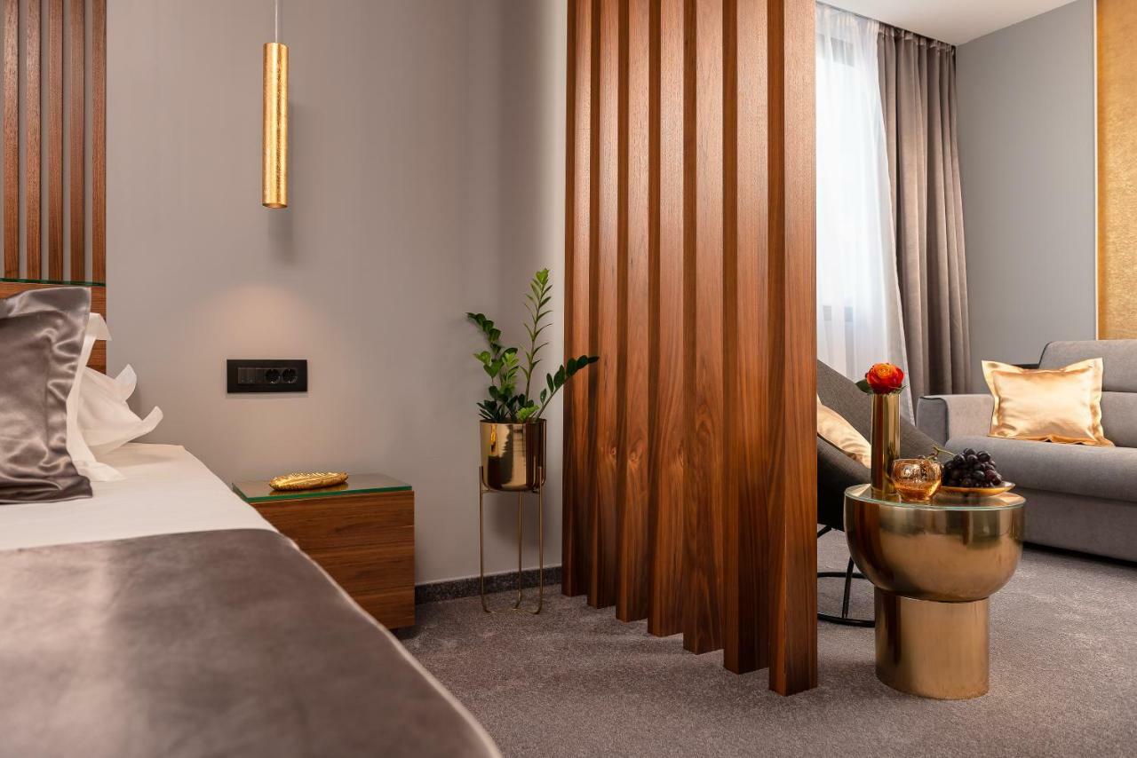 Royal Suites-Sky Сплит Экстерьер фото